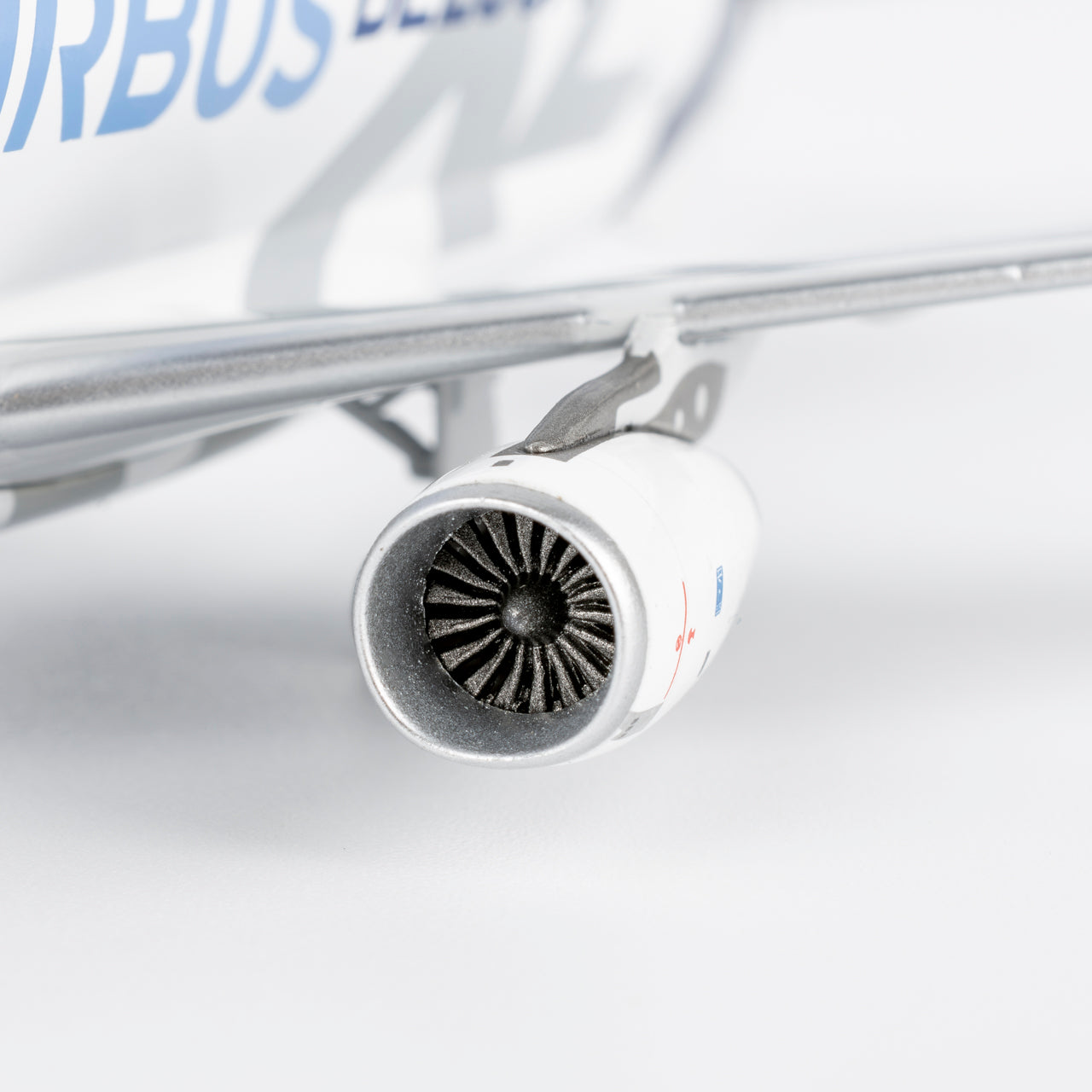 1/400 Airbus Transport International Airbus A330-743L F-WBXL "First Flight Livery" NG60018 - cover